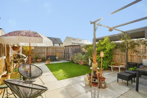 2 bedroom end of terrace house for sale, Lemongrass Road, BICESTER