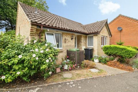 2 bedroom detached bungalow for sale, Catton Court, Norwich