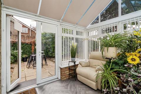 2 bedroom detached bungalow for sale, Catton Court, Norwich