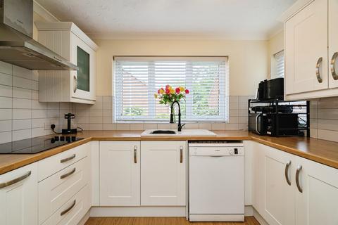 2 bedroom detached bungalow for sale, Catton Court, Norwich