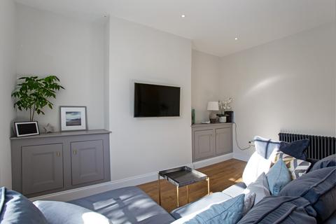 2 bedroom flat for sale, Alma Road, St. Albans, AL1