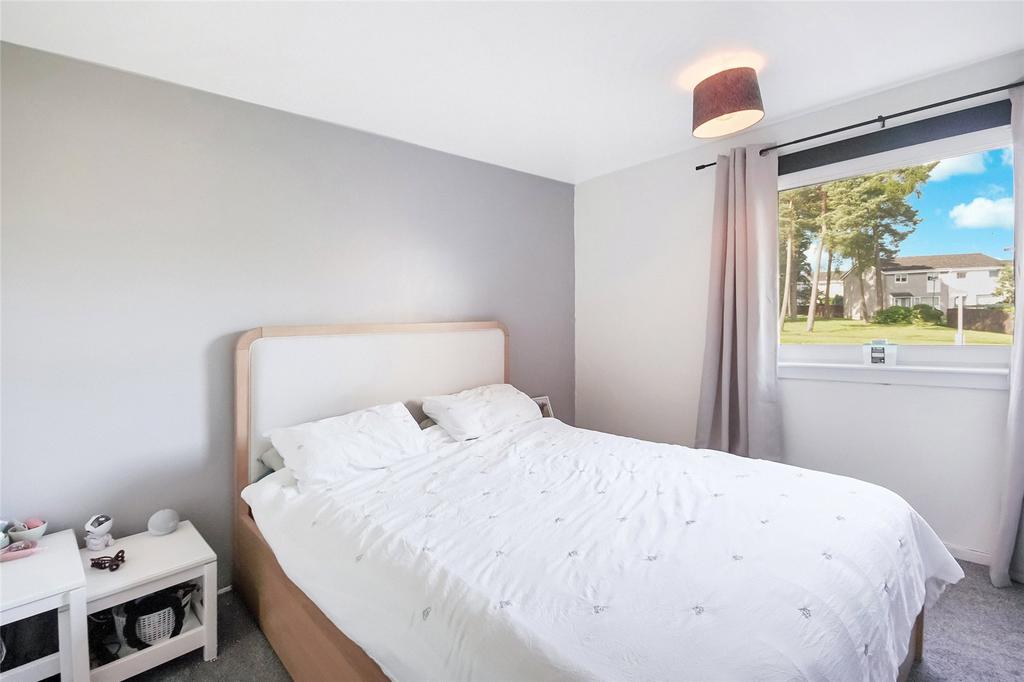 Apartment in East Kilbride - View 5