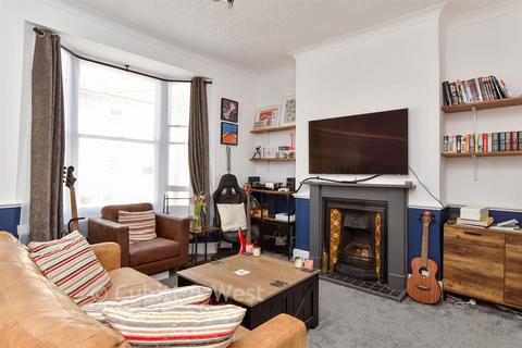 2 bedroom maisonette for sale, Buckingham Street, Brighton, East Sussex