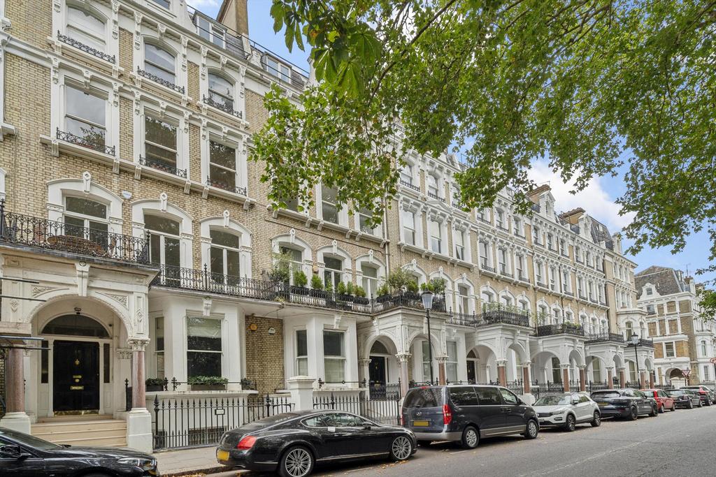 Apartment in London - View 4