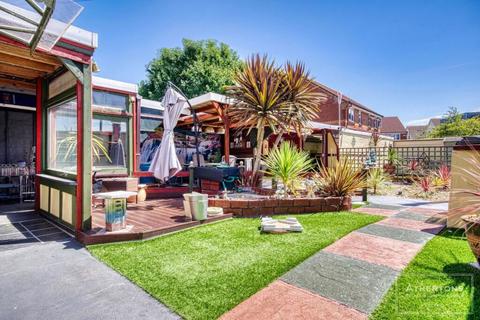2 bedroom apartment for sale, Edgehill Road, Bournemouth, Dorset, BH9 2PF
