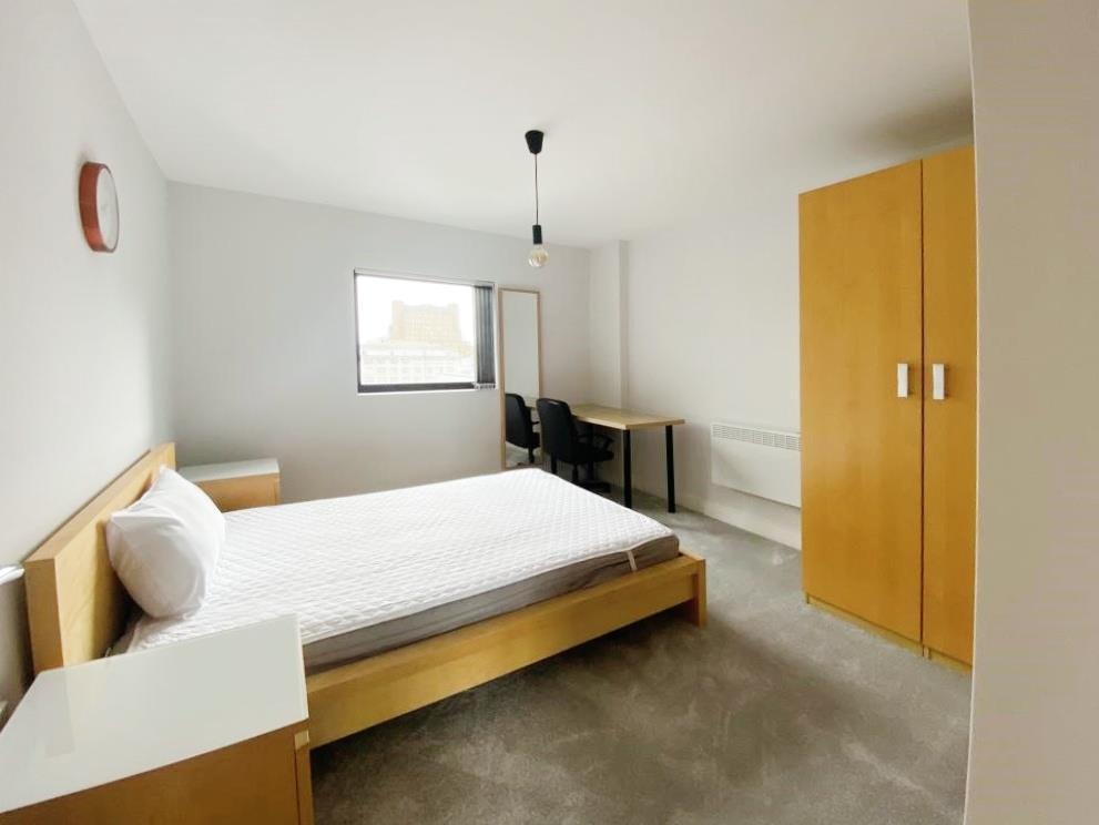 Apartment in Liverpool, Pride Quarter, Vauxhall - View 3
