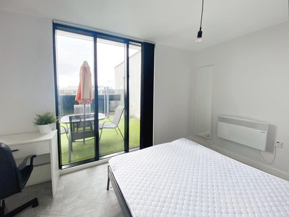 Apartment in Liverpool, Pride Quarter, Vauxhall - View 4