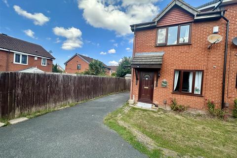 2 bedroom semi-detached house for sale, Cornfield, Dewsbury