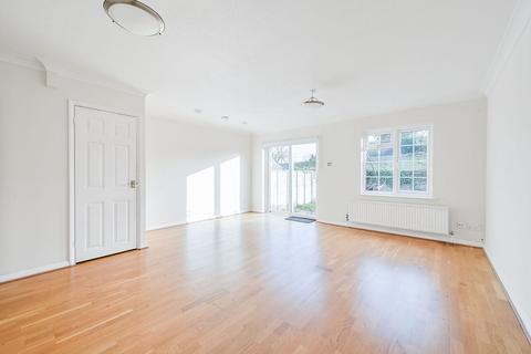 undefined, Langham Place, Chiswick, London, W4