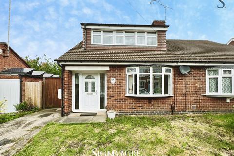 3 bedroom semi-detached bungalow to rent, Howard Road, Leicester, LE2