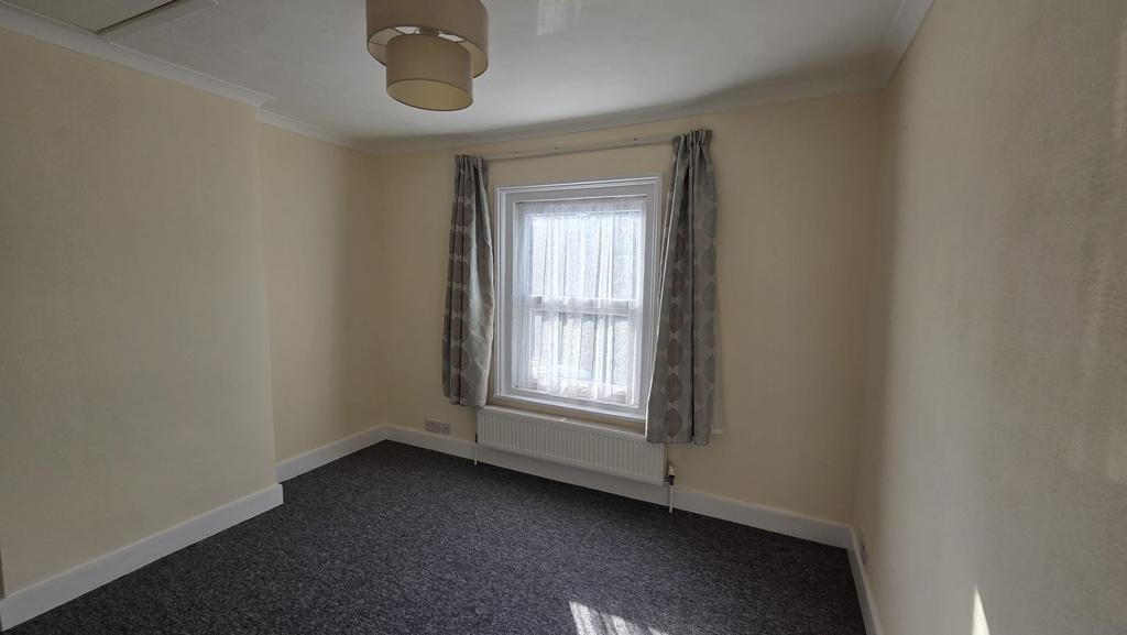 House in Ryde - View 3