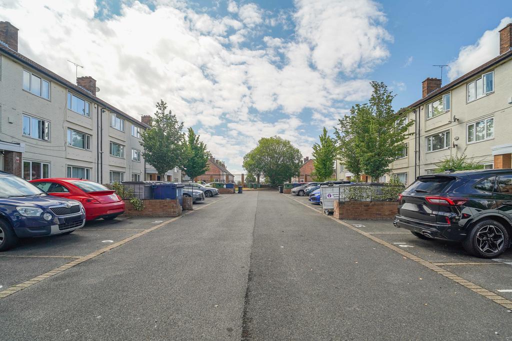 Apartment in Liverpool - View 5