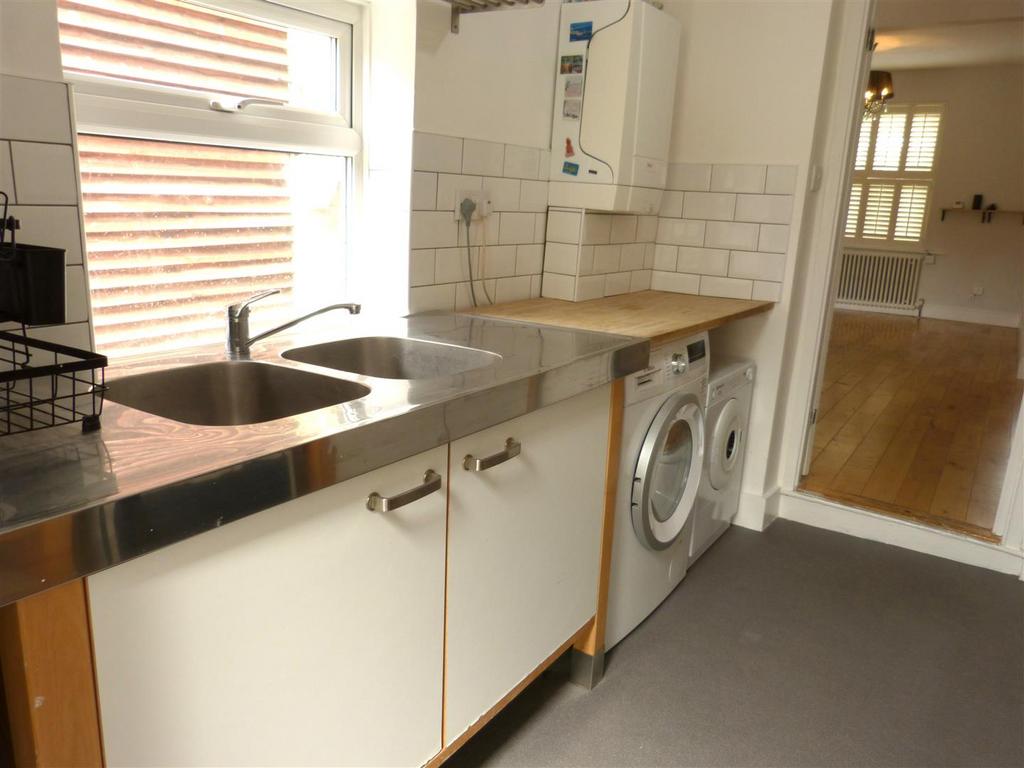 House in London - View 4