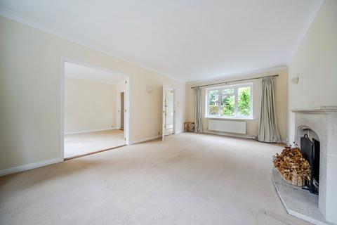 5 bedroom detached house for sale, Hillary Road, Farnham, GU9