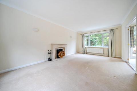 5 bedroom detached house for sale, Hillary Road, Farnham, GU9