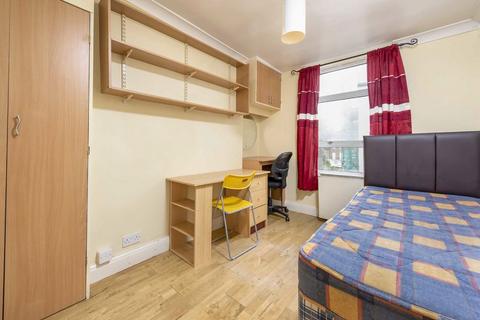 undefined, Gray's Inn Road, London WC1X