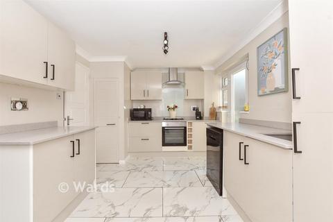 3 bedroom end of terrace house for sale, Hill Crescent, Canterbury CT3