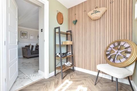 3 bedroom end of terrace house for sale, Hill Crescent, Canterbury CT3