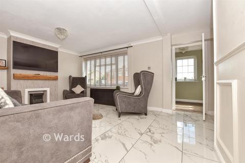 3 bedroom end of terrace house for sale, Hill Crescent, Canterbury CT3