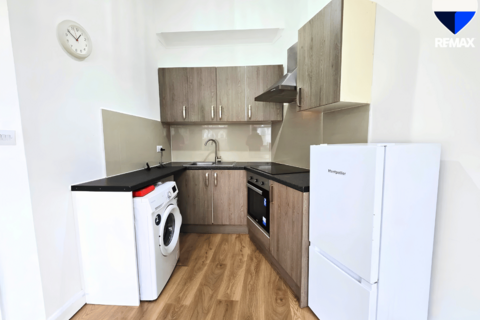 1 bedroom flat to rent, Stoke Newington Road, London N16