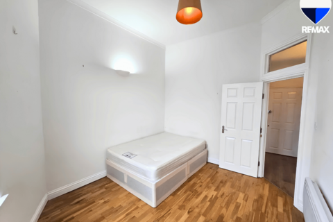 1 bedroom flat to rent, Stoke Newington Road, London N16