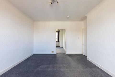 2 bedroom flat for sale, Tay Street, Newburgh, Cupar