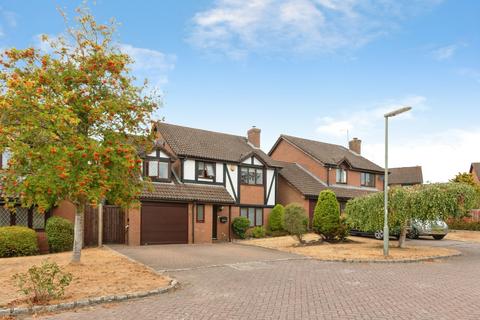 4 bedroom detached house for sale, Windmill Field, Windlesham, Surrey, GU20