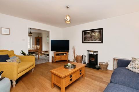 4 bedroom detached house for sale, Windmill Field, Windlesham, Surrey, GU20