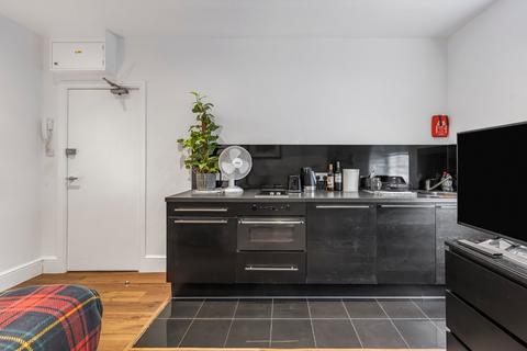 1 bedroom terraced house to rent, Kensington Park Road, Notting Hill, London, W11