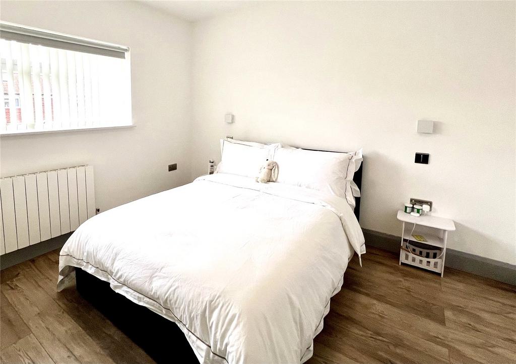 House in Headington - More