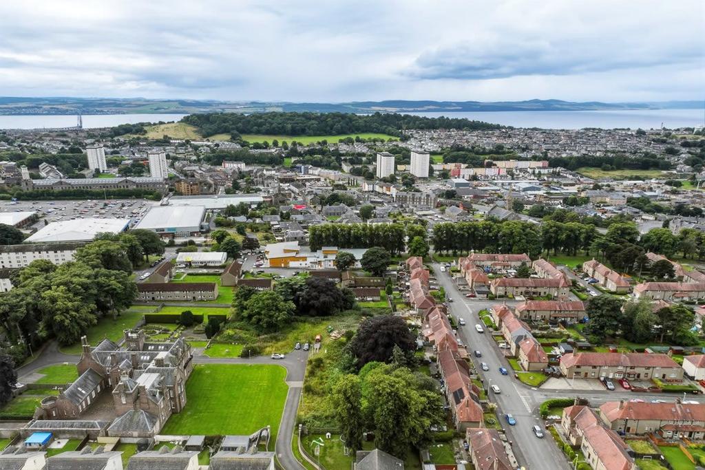 Clement Park House, Clement Park Place, Dundee DD2 - More