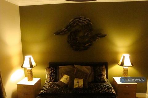 1 bedroom in a house share to rent, Snape Spur, Slough, SL1