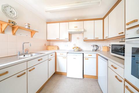 1 bedroom flat for sale, Willow Court, Ackender Road, Alton, GU34