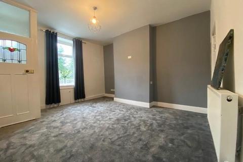 2 bedroom terraced house to rent, Manchester road, Haslingden