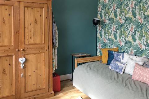 1 bedroom flat to rent, Clinton Crescent, Aylesbury HP21