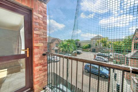 1 bedroom flat for sale, Evelyn Denington Road, London, E6