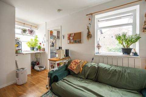 undefined, Odessa Road, London, E7