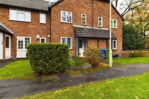 1 bedroom maisonette for sale, Vesey Close, Farnborough, Hampshire, GU14