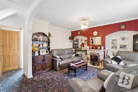 3 bedroom end of terrace house for sale, Becontree Avenue, Dagenham, RM8
