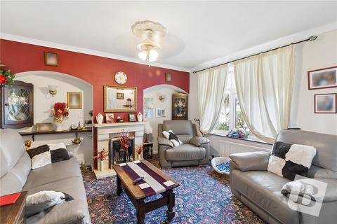 3 bedroom end of terrace house for sale, Becontree Avenue, Dagenham, RM8