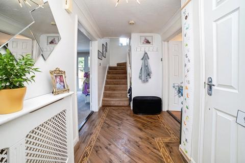 4 bedroom detached house for sale, Chestnut Gardens, SUTTON-IN-ASHFIELD, Nottinghamshire, NG17