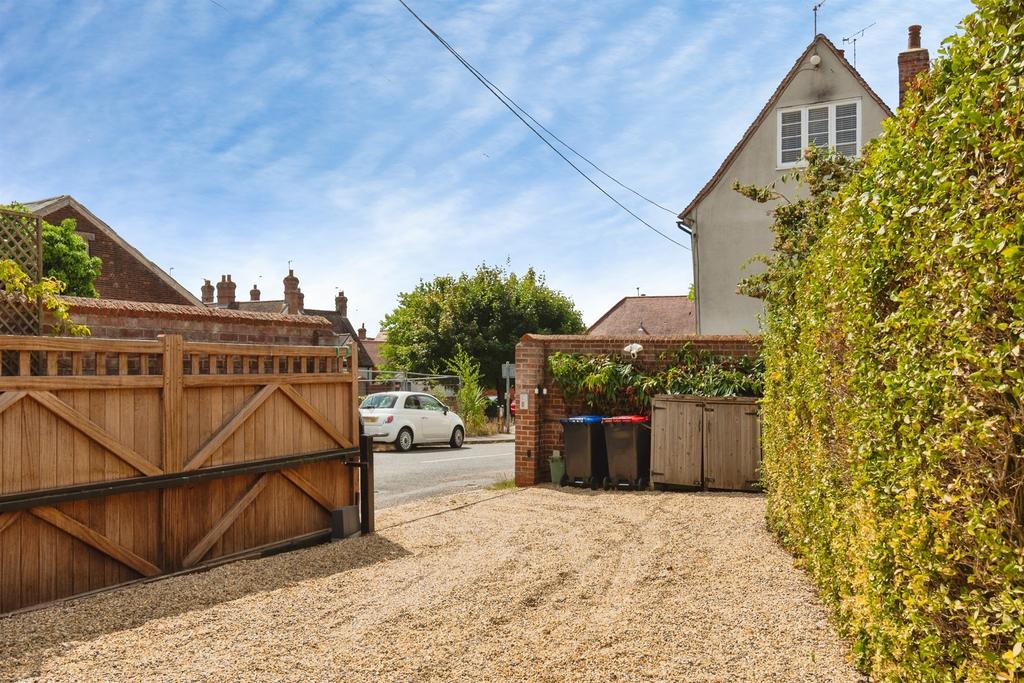 House in Colchester - View 2
