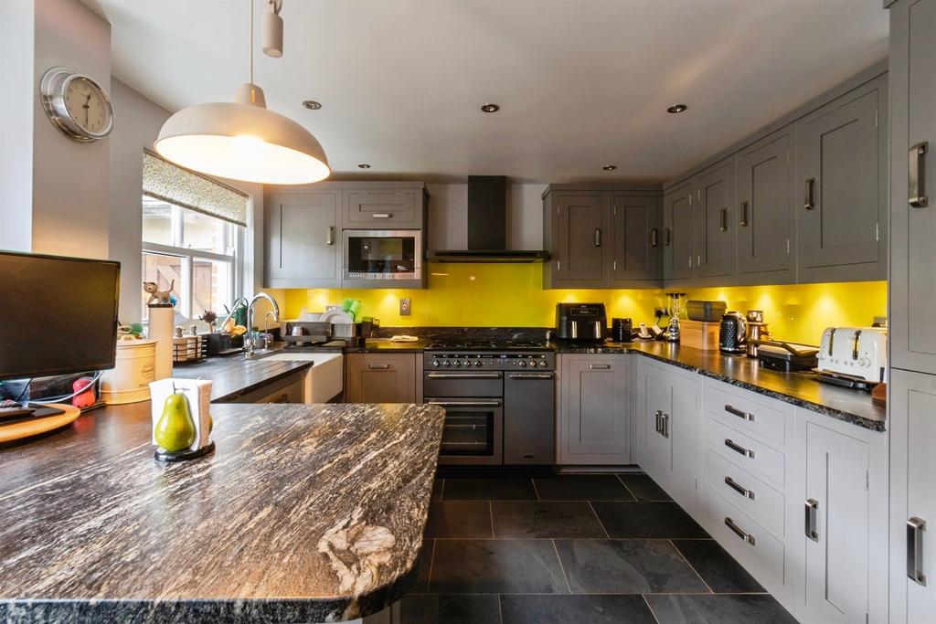 House in Colchester - View 4