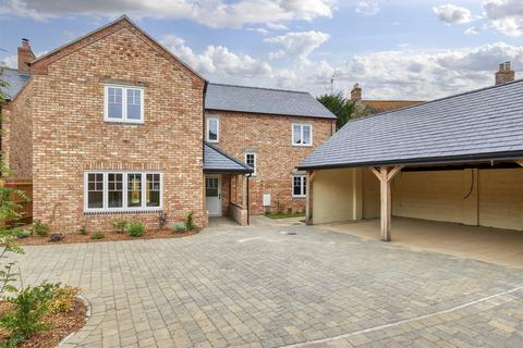 4 bedroom detached house for sale, Grange Farm Close, Upper Dean