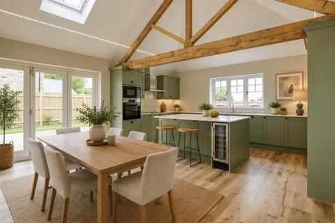 4 bedroom detached house for sale, Grange Farm Close, Upper Dean