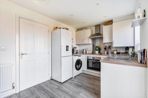 2 bedroom end of terrace house for sale, Central Boulevard, Aylesham, Canterbury, Kent, CT3