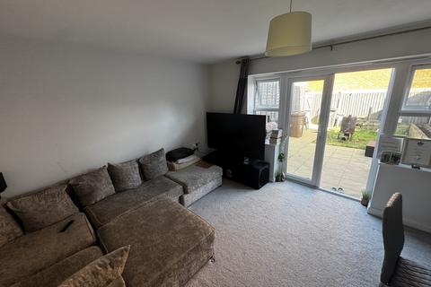 2 bedroom semi-detached house to rent, Turnberry Drive, Corby