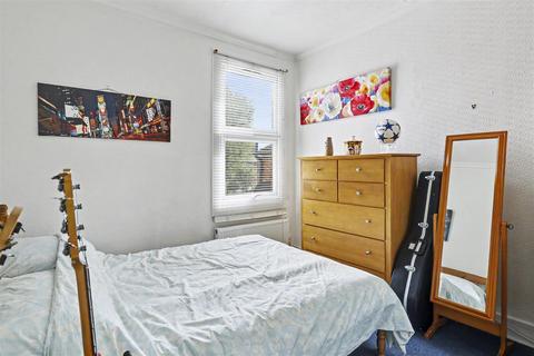 3 bedroom semi-detached house for sale, Fotheringham Road, Enfield
