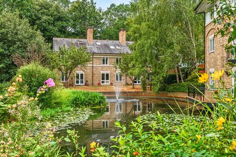 Kingston Hill Place, Kingston Upon Thames, KT2