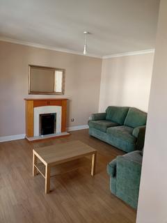 3 bedroom townhouse to rent, Old Tolbooth Wynd, Edinburgh, EH8
